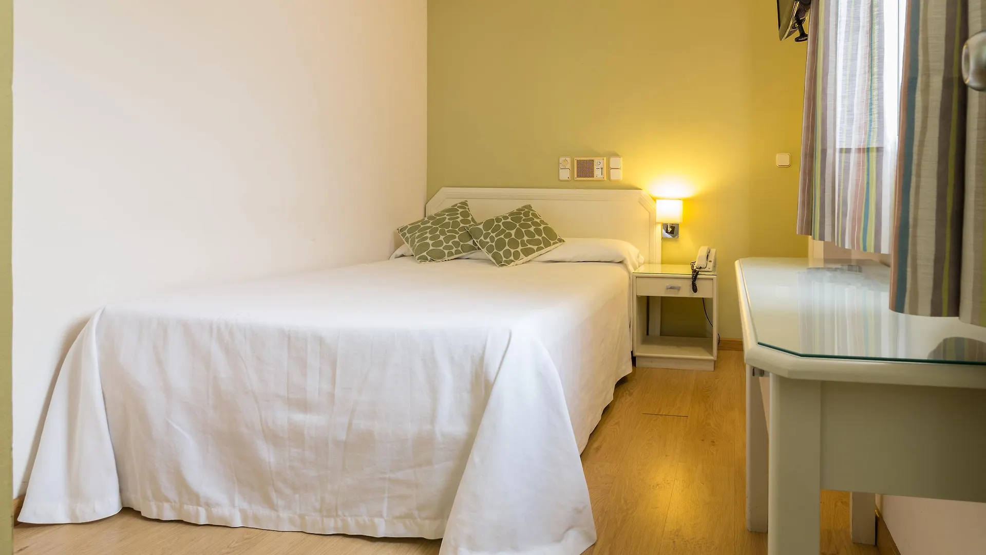 Écija Hotel Plateria ספרד