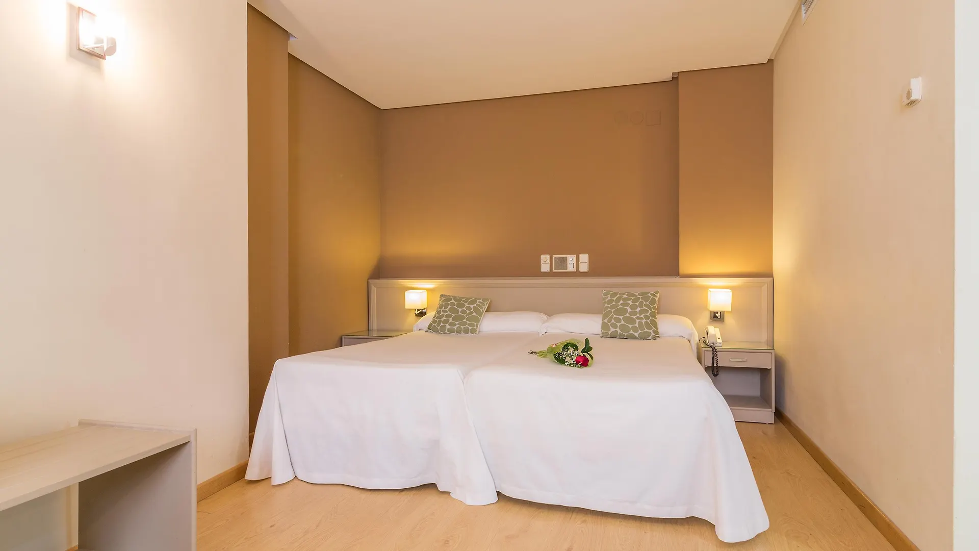 Hotel Plateria Écija 2*,